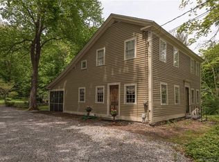 35 Middlesex Ave, Chester, CT 06412