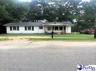 306 E Leitner St, Latta, SC 29565