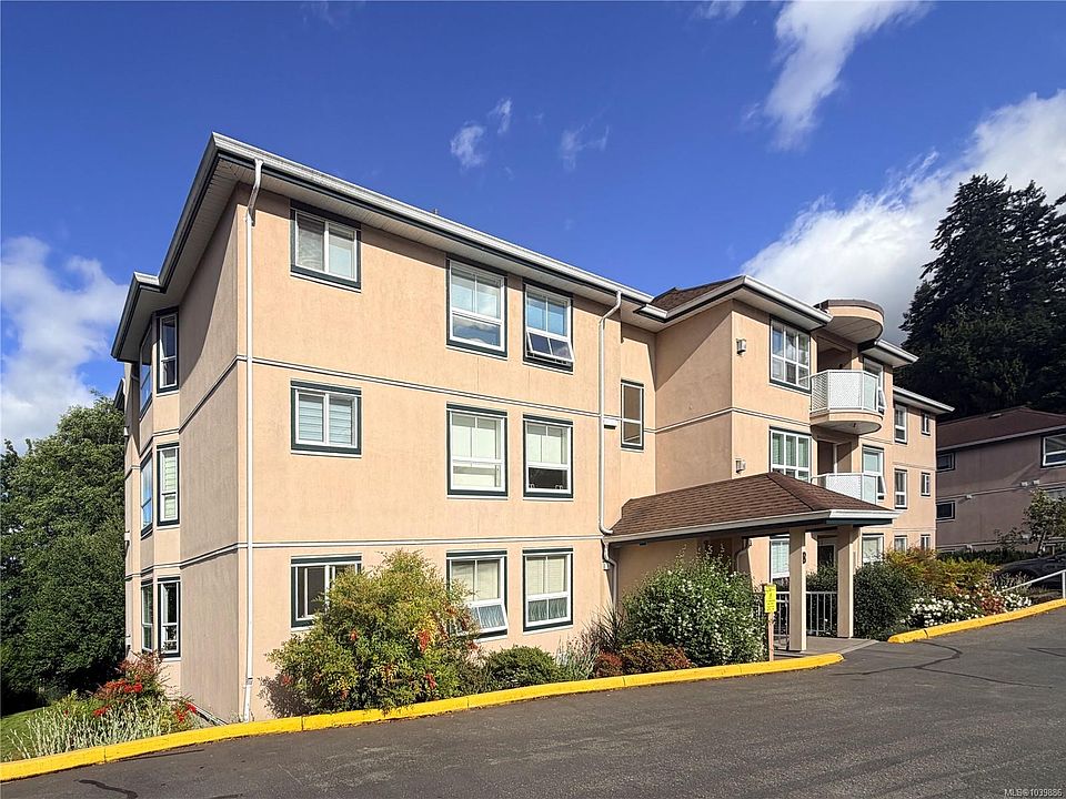 1st image of 3000 Oak St #301B