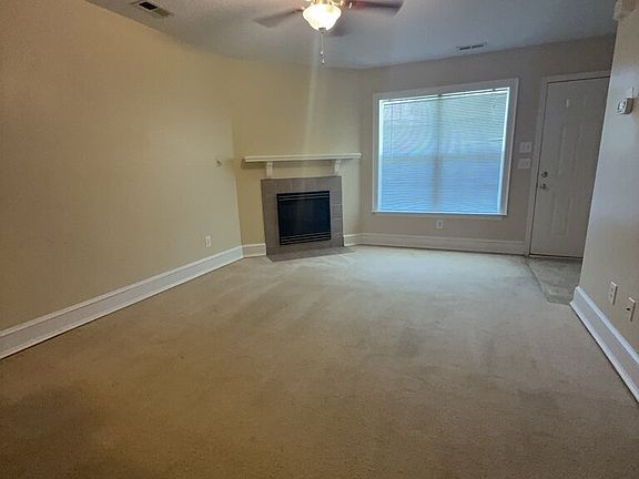 2nd image of 1121 Pueblo Dr