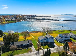 3 Lamberts Lane, Stonington, CT 06378