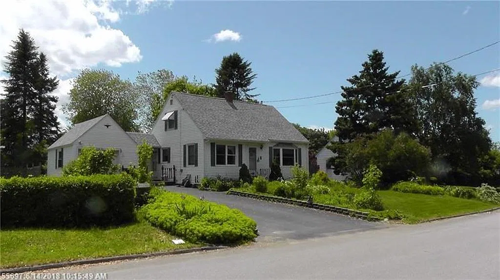 3 bed, 1450 sqft, $1,975 — Photo 1