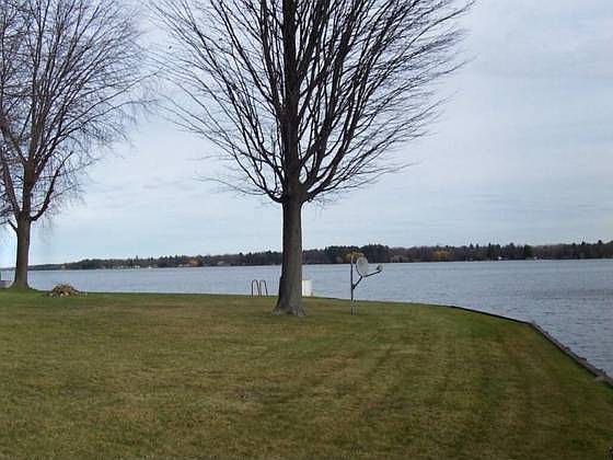 1st image of 329 Island Dr
