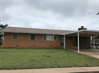 611 N Elm St, Seiling, OK 73663