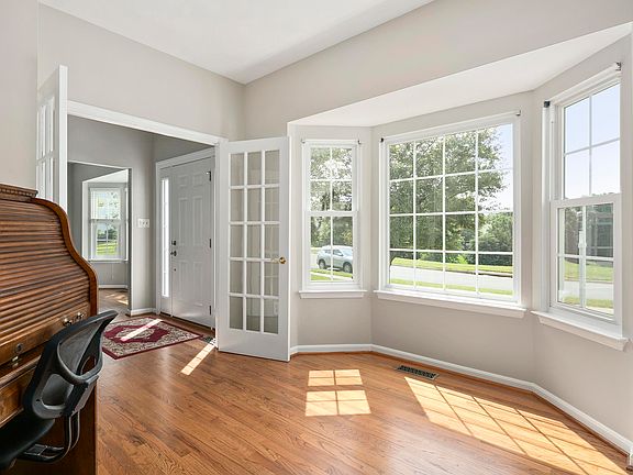 4th image of 20909 Rubles Mill Ct