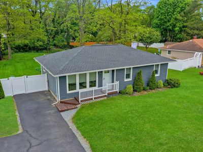 42 Sands Lane, Brookhaven, NY, 11719