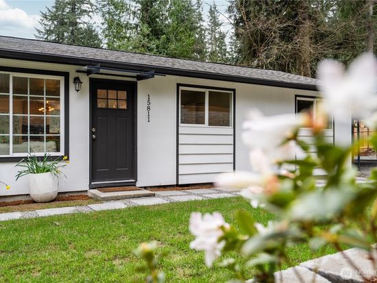15811 180th Avenue NE, Woodinville, WA 98072