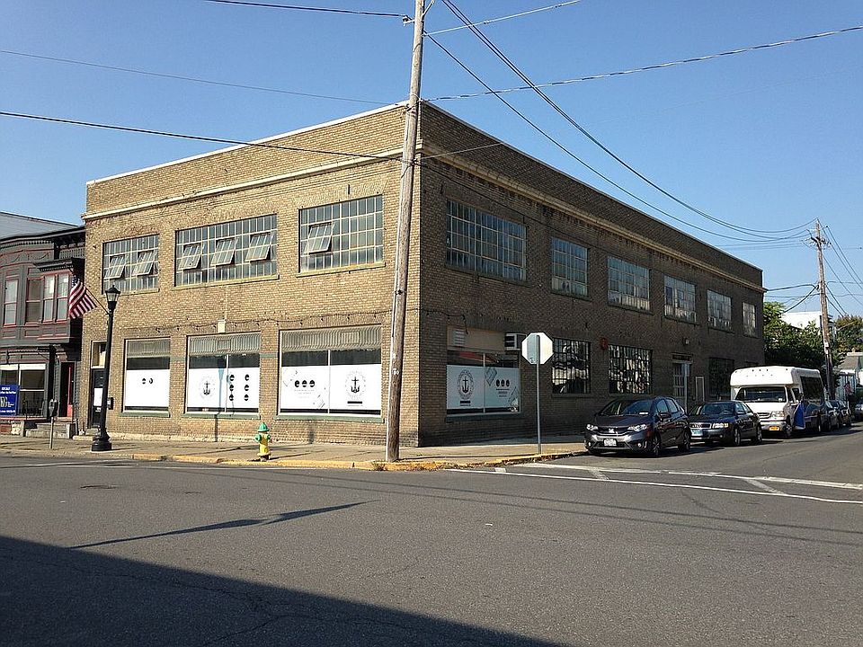 1st image of 750-752 Warren St