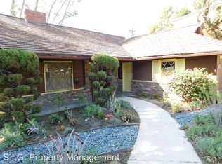 911 Briarwood Ln, Glendale, CA 91206