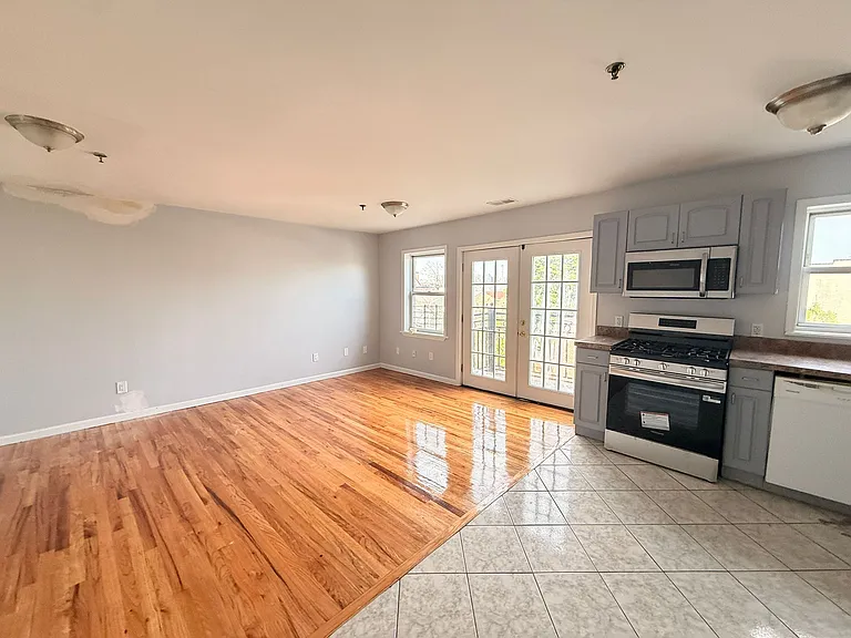 814 New York Ave #25E — Photo 3