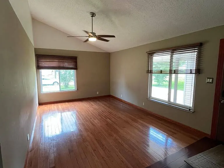 3291 Mowing Green Dr — Photo 18