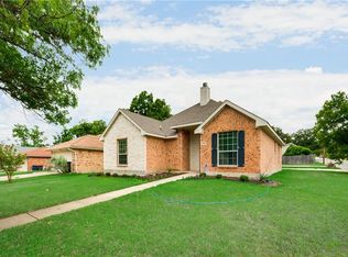 2700 Pollard St, Fort Worth, TX 76112