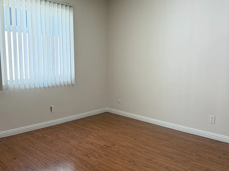 1132 Alameda Ave #4 — Photo 6
