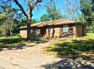 1220 Gerson St, Silsbee, TX 77656