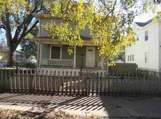 325 E 7th Ave, Hutchinson, KS 67501