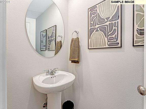 3rd image of 4506 NE 104th Pl