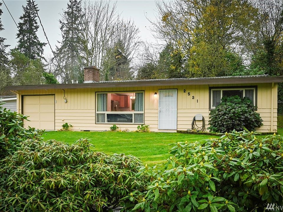This beautiful 3-bedroom one-story home sits on .15 acres in a well-established neighborhood and is centrally located to many amenities.  It was completely remodeled few years ago and is still in great shape and has lots to offer.  Large fenced-in backyard that backs up to a greenbelt with mature landscaping and nice covered patio that's great for year-round entertaining and al fresco dining.  Large and updated kitchen with beautiful wood cabinets, under cabinet lighting, granite countertops and backsplash, stainless steel appliances and tile flooring, living room with vaulted ceiling, huge window for lots of natural lighting and beautiful gas fireplace, bathroom with wood cabinets, granite countertops, tile tub/shower surround and tile flooring.  Attached one-car garage, gas furnace and water heater, plumbed gas line on patio for barbeque or fire table, hardwood floors underneath the carpet throughout.  Come see this HOME TODAY!