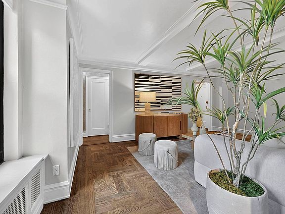 4th image of 333 E 53rd St APT 8H