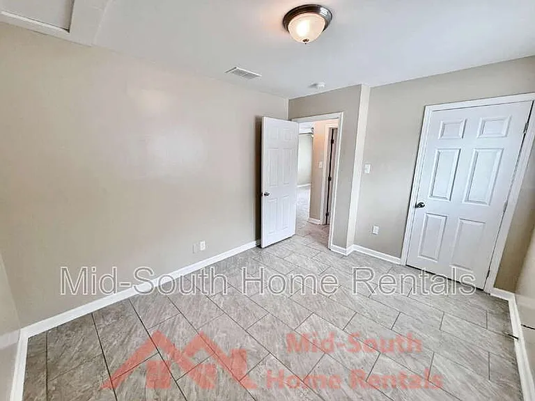 940 J W Williams Ln #6 — Photo 10
