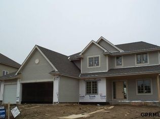 17125 Erskine, Omaha, NE 68112