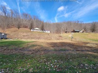 677 Bentley Branch Rd, Chapmanville, WV 25508