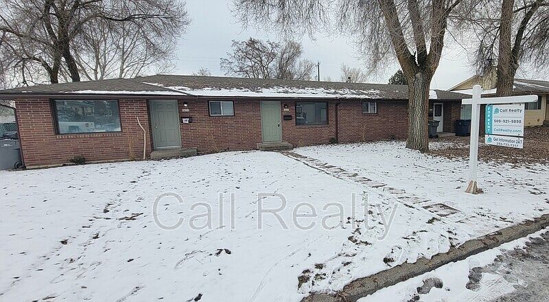 1st image of 6410 N Normandie St
