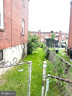 4th image of 3916 Grantley Rd