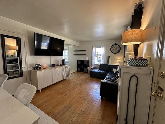 5th image of 2349 South 77th STREET