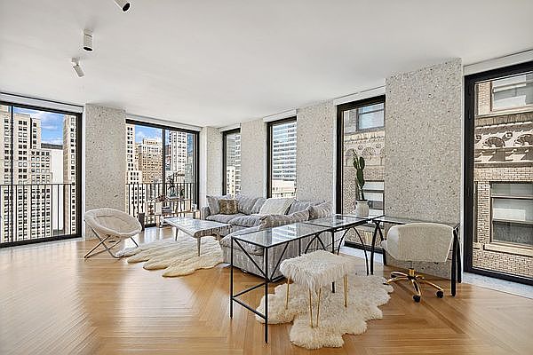 1st image of 16 W 40th St #23B