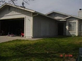 1805 Cynthia Ln, Modesto, CA 95351
