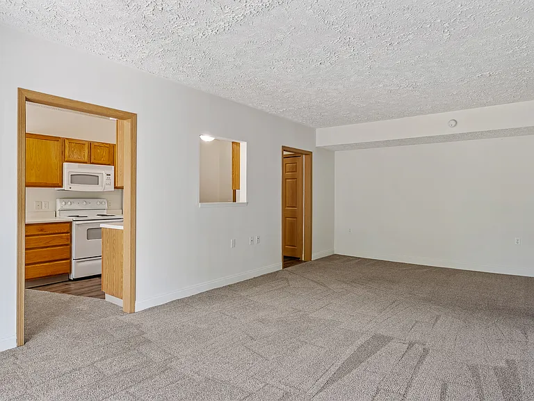 North Pointe Apartments — Photo 7