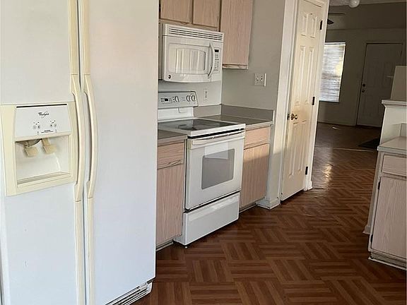 2nd image of 114 Ashton Green Blvd
