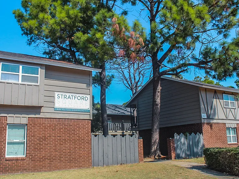 Stratford Square Apartments — Photo 7