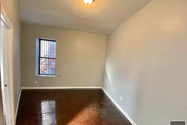 2nd image of 560 Liberty Ave Floor 1