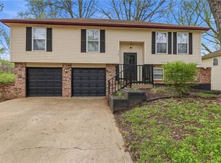 2101 NW 64th Ter, Kansas City, MO 64151