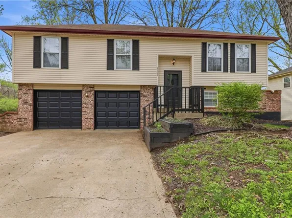 2101 NW 64th Ter, Kansas City, MO 64151