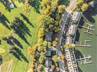 17512 N Fruitport Rd, Spring Lake, MI 49456