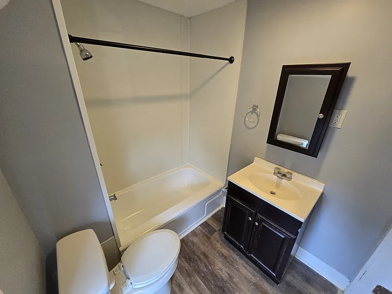 121 W End Dr — Photo 18