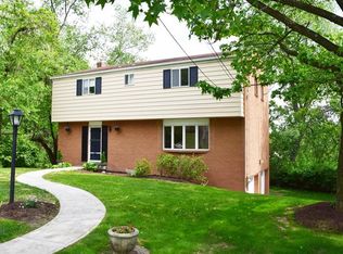 216 Paula Dr, Pittsburgh, PA 15236