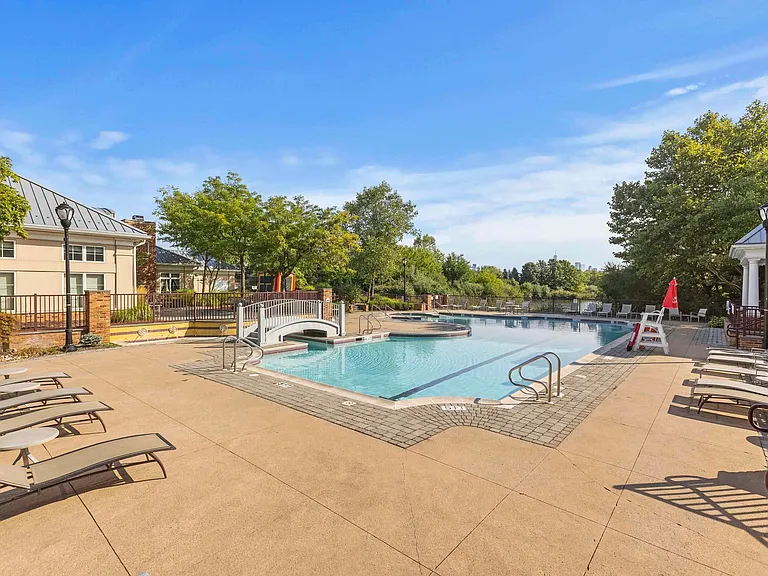 208 Shearwater Ct W #15 — Photo 38