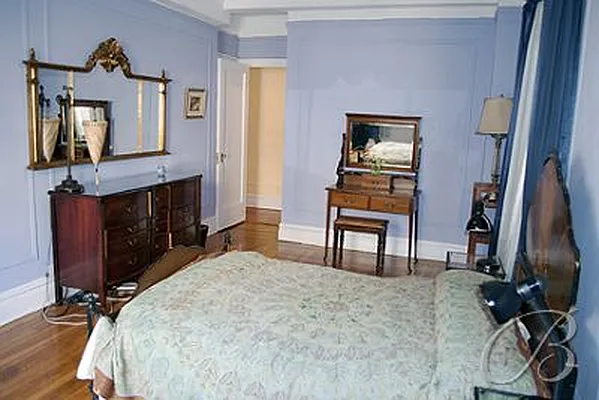 Sold by Bellmarc Realty | media 7