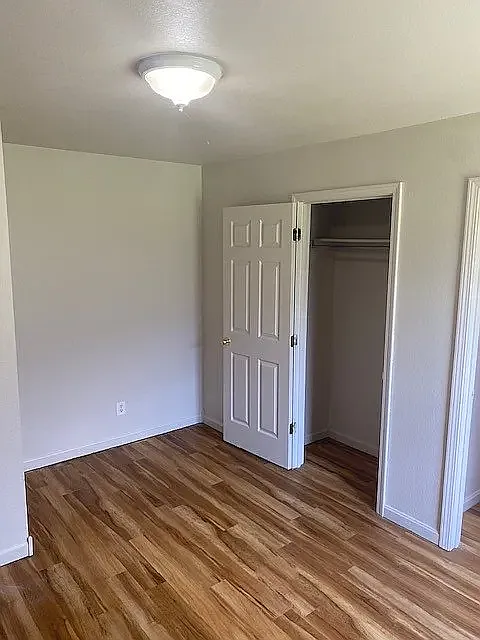 3 bed, 1.5 bath, 1500 sqft, $1,700 — Photo 2
