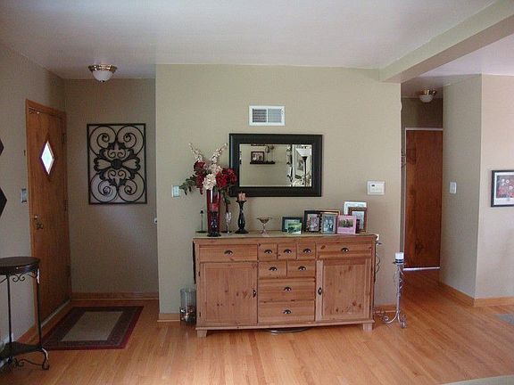 2nd image of 2116 Mayfair Ave