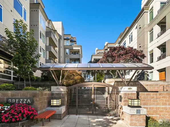 225 4th Avenue #B305, Kirkland, WA 98033