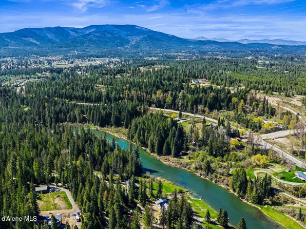 792 Dirks Rd, Priest River, ID 83856