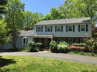 9 Stevens Dr, Holmdel, NJ 07733