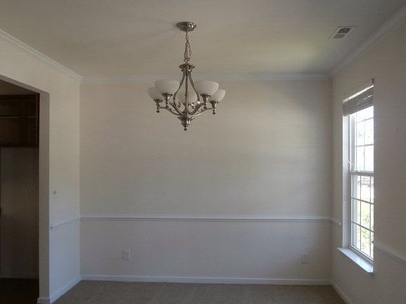 3rd image of 7297 Jeanne Dr
