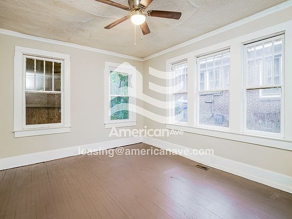 4-Dining Room