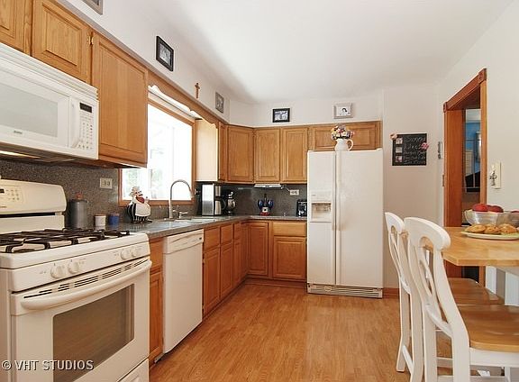 4th image of 1341 N 5th Ave