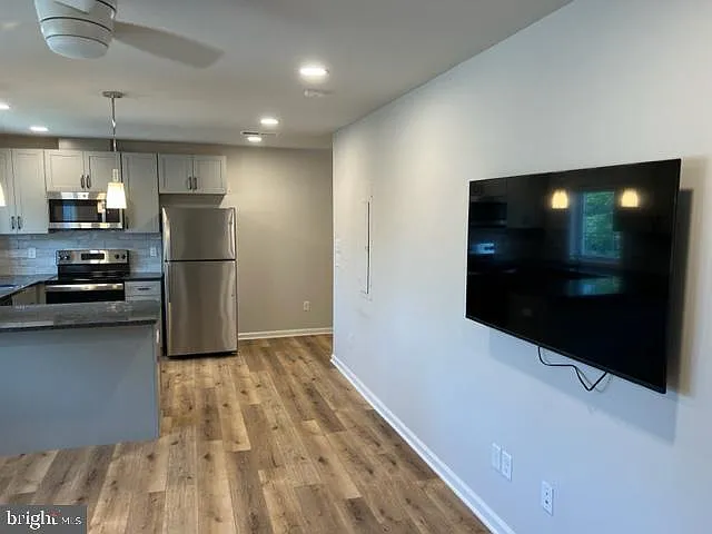 215 E Linden St #2 — Photo 7